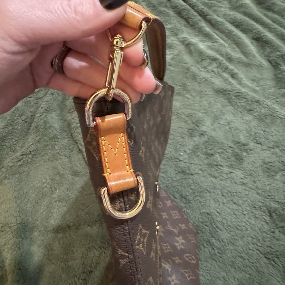 Louis Vuitton Melie Handbag Monogram Canvas LV - Picture 6 of 14